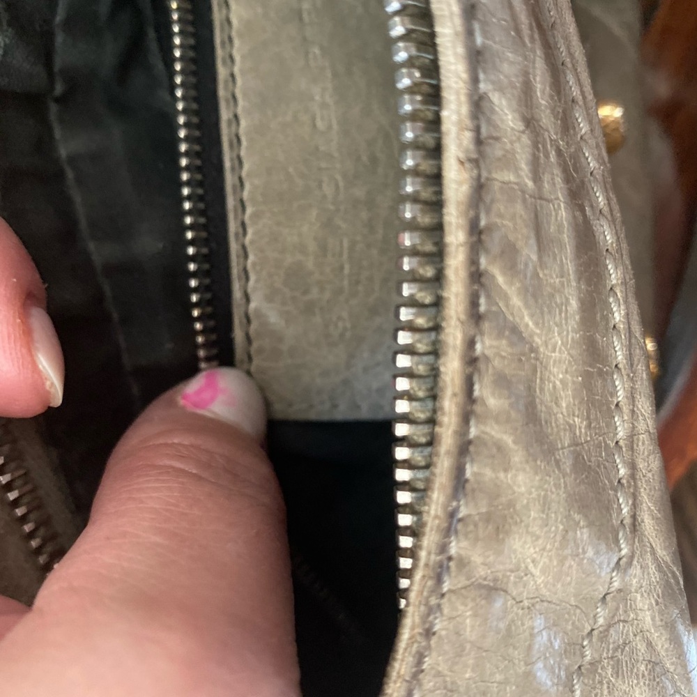 Balenciaga grey crossbody bag - Picture 5 of 7